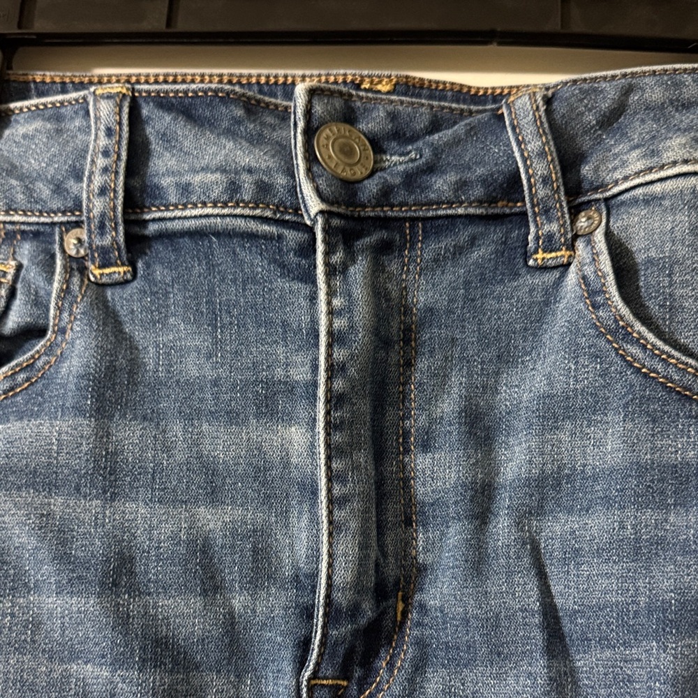 American Eagle Outfitters Ripped Blue Denim Mini Skirt - Picture 4 of 8